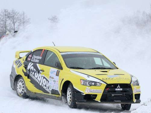 Alūksnes rallijā sīvā cīņā uzvar Vorobjovs/Zicāns