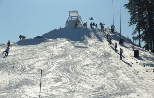 Ventspilī notiks Latvijas kausa izcīņa snovbordā un frīstaila slēpošanā