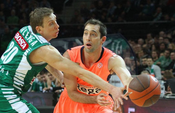 "Žalgiris" vēlreiz zaudē Barselonai, CSKA pirmā neveiksme 14 spēlēs