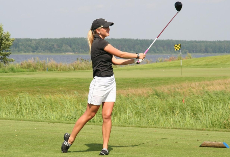 Krista Puisīte pārspēlē iegūst otro vietu NCAA golfa turnīrā