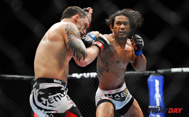 Frenkijs Edgars nogāzts no UFC troņa