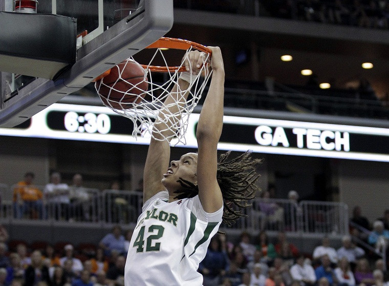 Dankotāja Grainere un "Baylor" iesoļo "Final 4" ar bilanci 38-0