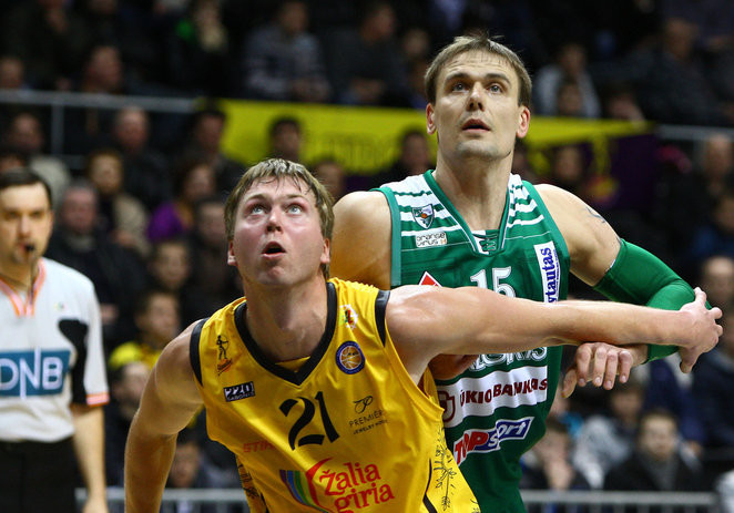 Grafam, Ļaksam un Umbraško sagrāve pirmajā "EuroChallenge" kvalifikācijas spēlē