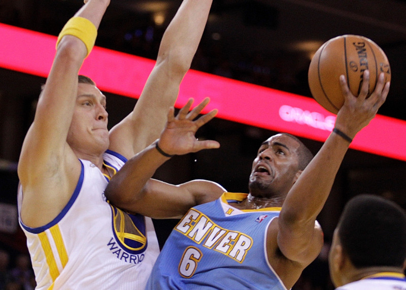 Biedriņam 4+6, "Warriors" apspēlē "Nuggets"