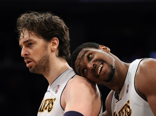 "Bulls" un "Lakers" uzvar pagarinājumā