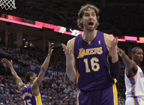"Lakers" izlaiž uzvaru pret "Thunder", sērijā 0-2