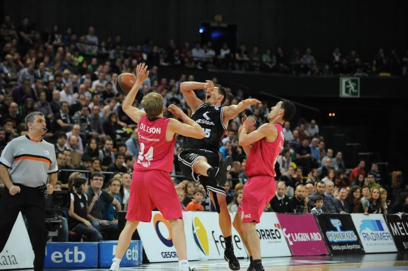 Blūma klubs izstājas no "play-off", Kuksikam būs trešā spēle