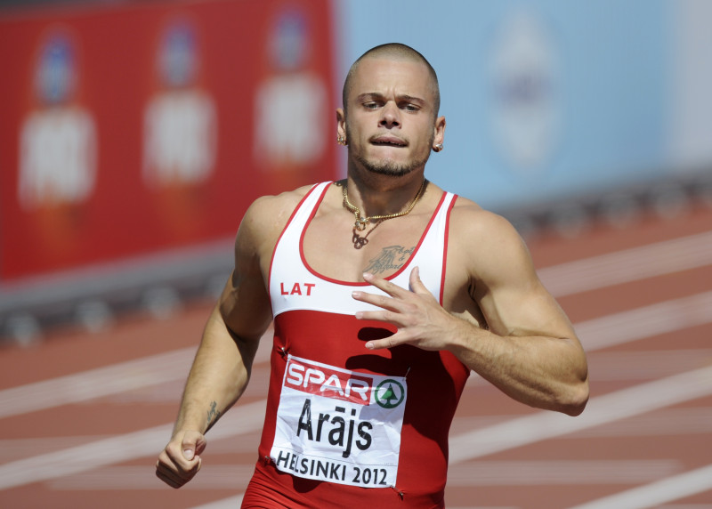 Viedoklis: Kurš gan negrib skriet finālā?! Arājs grib!