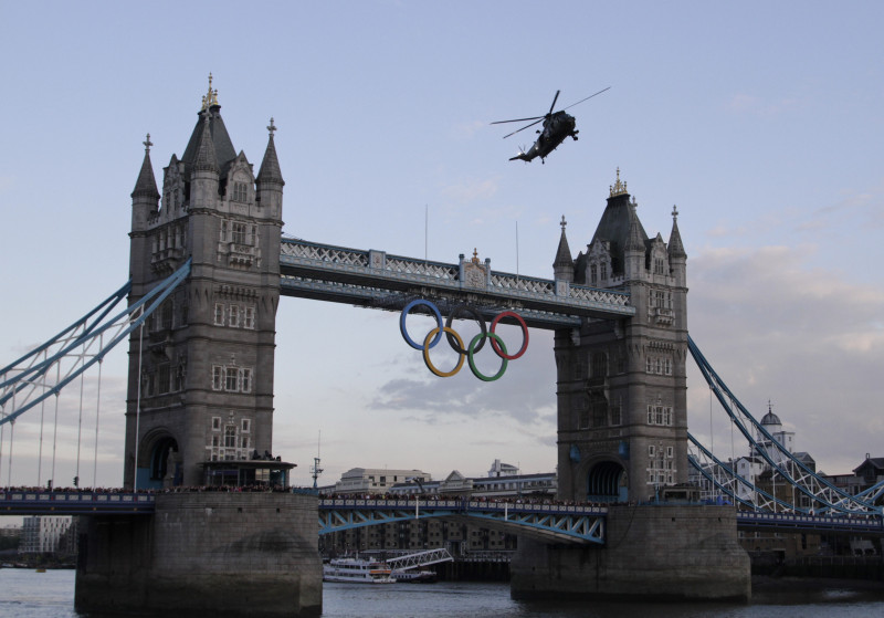 Olimpiskā uguns jau nogādāta Londonā