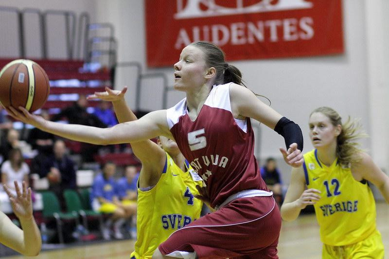 Vecāķos kopā ar Anci Aizsilu