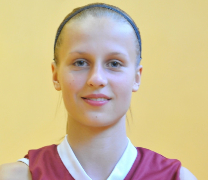 Laksa izšauj galotnē, U18 izlase uzvar Zviedriju