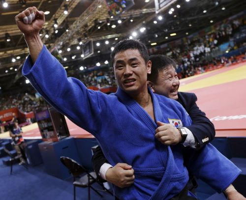 Džudo sacensībās zelts Korejai un Francijai, rīt uz tatami kāps Borodavko