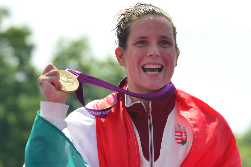 Peldēšanas maratonā uzvar ungāriete Ristova