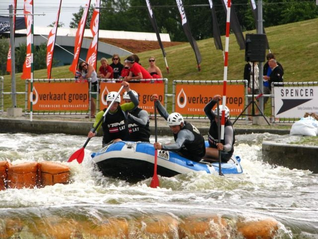 Latvijas sportistes startēs Eiropas raftinga čempionātā