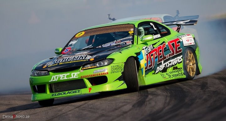 NEZ PRO drifta čempionātā jau 61 dalībnieks, to starpā arī "Opel Calibra" un "VW Golf"