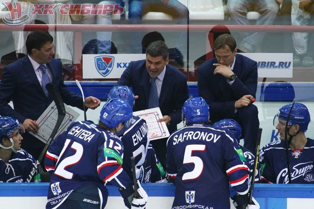 Kuldas "Sibir" bullīšos pieveic "Vityaz"; "Ak Bars" bez Dārziņa grauj "Traktor"