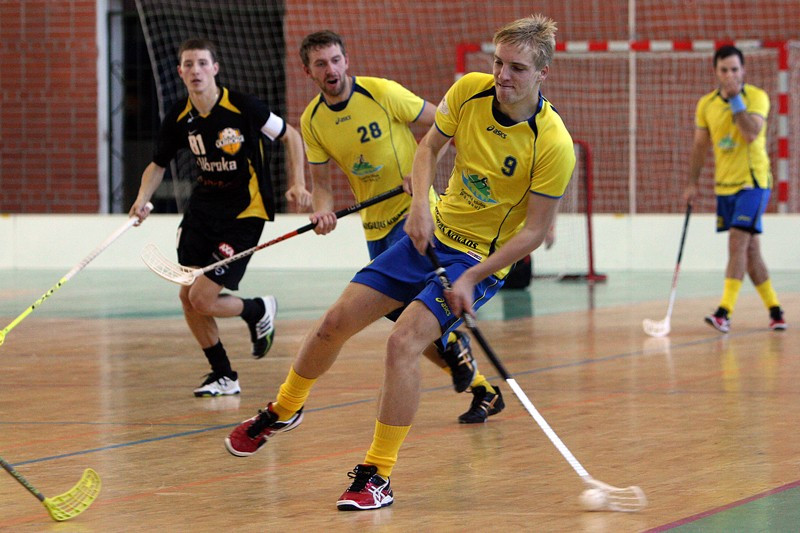 Ivo Balodis nokautē talseniekus, "Kuršiem" un "RTU/Inspecta" uzvara viesos