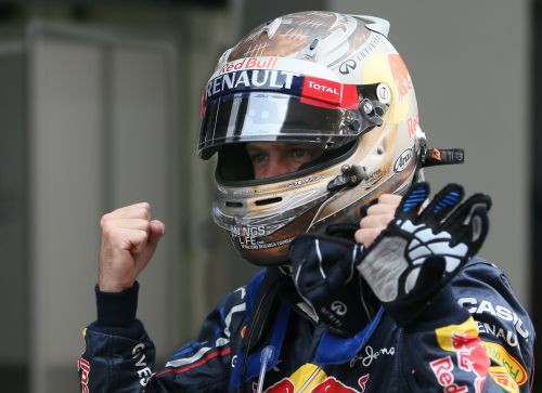 ''Red Bull'' izcīna dubultuzvaru Indijas GP kvalifikācijā