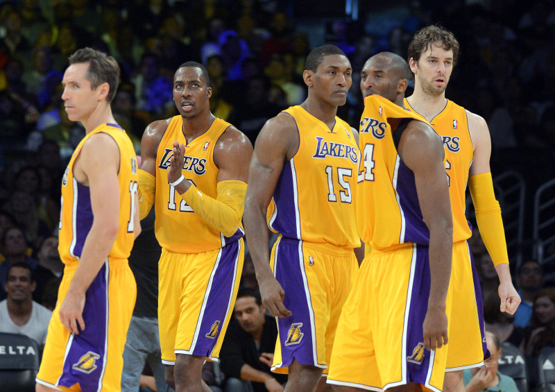 Kobe "Lakers" kritiķiem: "Aizverieties un esiet pacietīgi!"