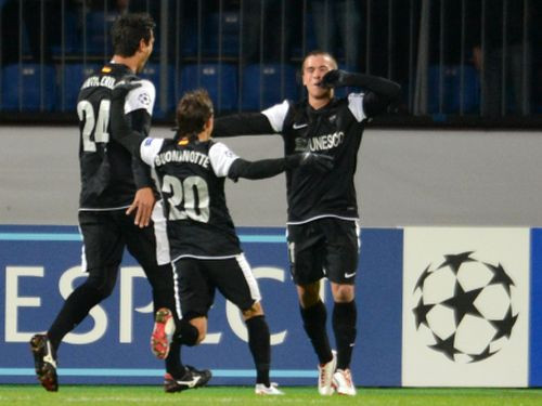 C grupa: "Malaga" uzvar grupā, "Milan" iekļūst izslēgšanas spēlēs