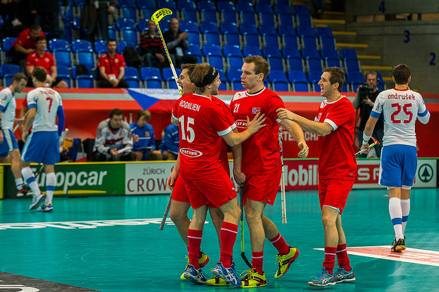 Norvēģi trillerī pieveic čehus un spēlēs par 5. vietu