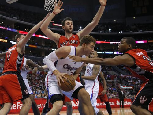 Losandželosas "Clippers" pārspēj "Raptors" un lietuviešus
