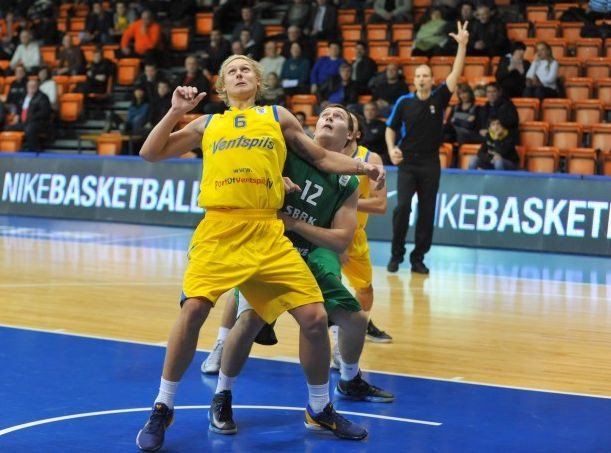 Ventspils sagrauj Sēdertēljes "karaļus" un panāk 6-0