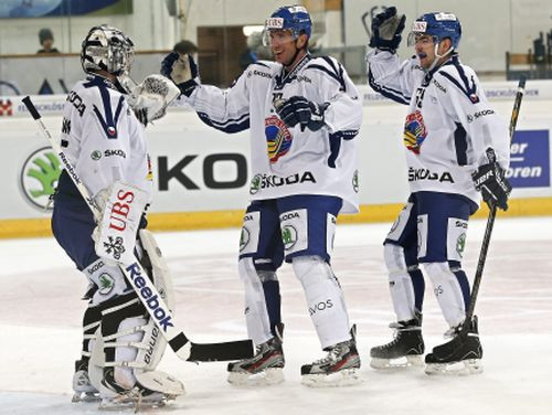 Špenglera kauss: "Vítkovice" pusfinālā, "Davos" ar 6:2 pieveic "Adler"