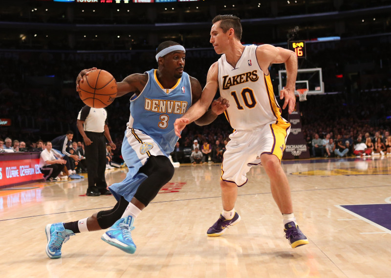 "Nuggets" sagādā "Lakers" trešo zaudējumu pēc kārtas