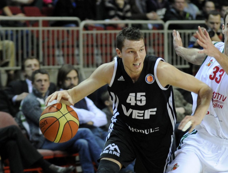 Dairis Bertāns karjeru turpinās "Bilbao Basket"