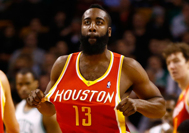 NBA vadība soda Hārdenu par tēlošanu