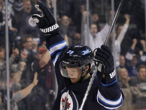Kuldas "Jets" uzvar, "Penguins" jau 12. panākums pēc kārtas
