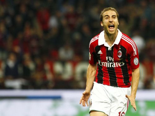 "Inter" kārtējais klupiens, "Napoli" nespēj pievarēt desmit vīru "Milan"