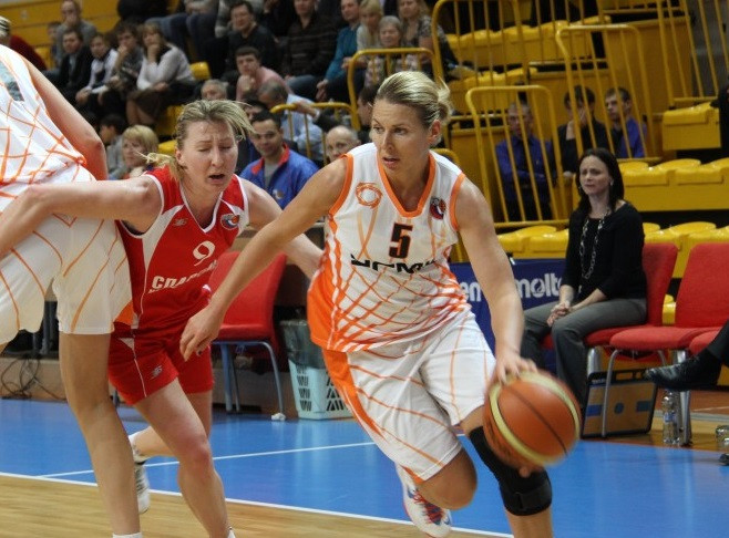 Anete Jēkabsone-Žogota trešo gadu pārstāvēs Eirolīgas čempiones