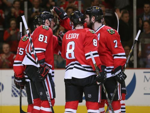 "Blackhawks" sestā uzvara pēc kārtas, "Flyers" samet 7 ripas Monreālas vārtos