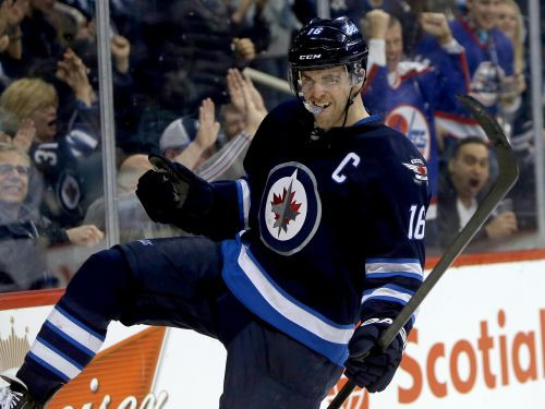 Kuldas "Jets" panākums bullīšos, "Capitals" astotā uzvara pēc kārtas