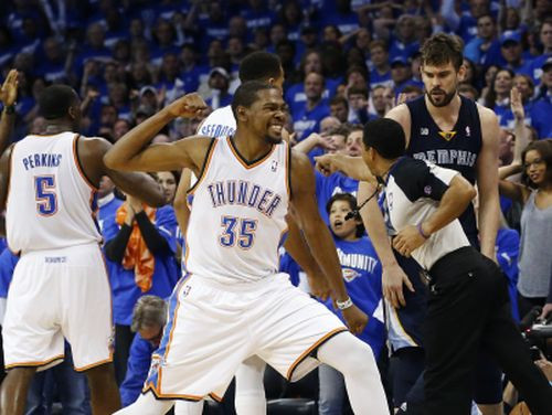 Durents nodrošina "Thunder" uzvaru, "Pacers" paņem spēli Ņujorkā