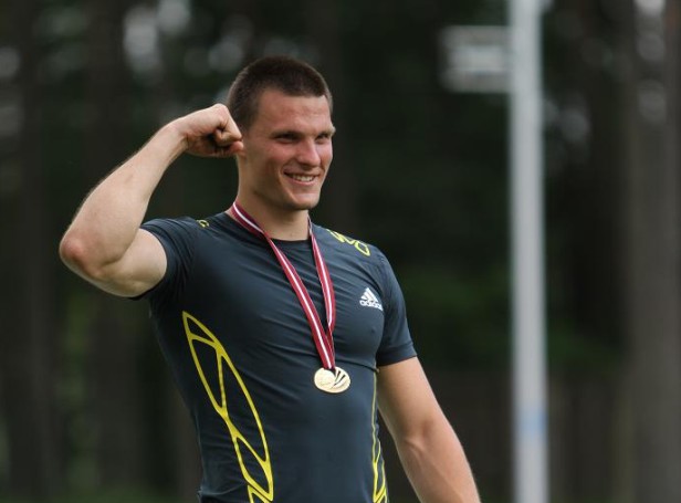 Desmitcīņnieks Jansons paliek bez medaļas