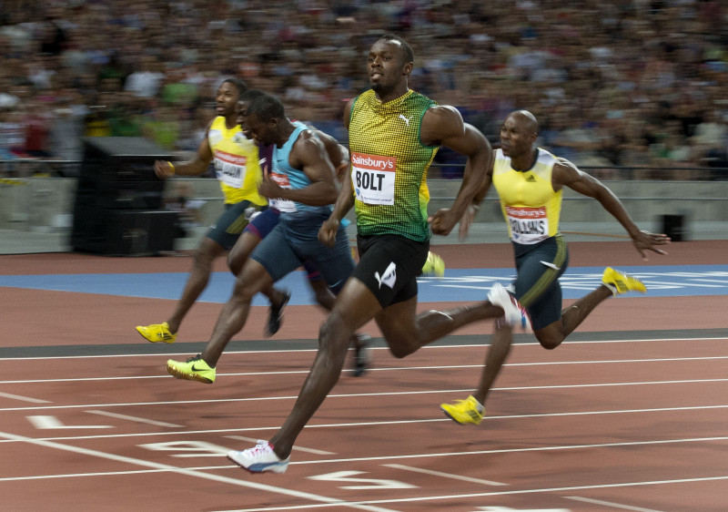 Bolts ar 9.85 sekundēm uzvar Londonā