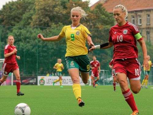 Latvijas U17 izlasei neizšķirts pret Krieviju, dāmas zaudē Lietuvai