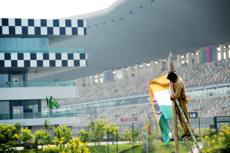 Varētu tikt atcelts svētdien paredzētais F1 posms Indijā