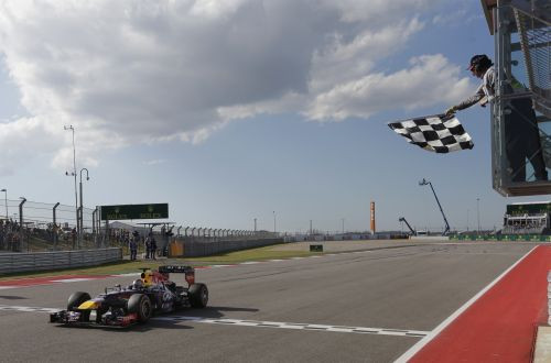 Fetels ar uzvaru ASV uzstāda vēl vienu F1 rekordu