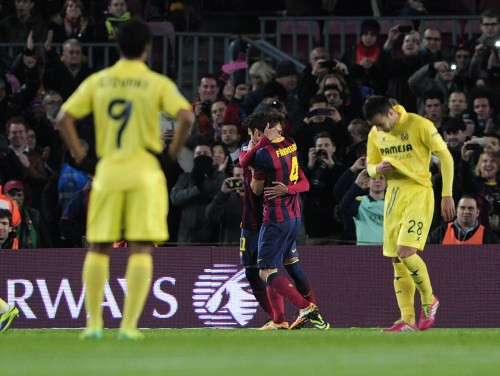 Neimāra divi vārti ļauj "Barcelona" pārspēt "Villarreal"