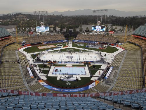 Hokejs starp Losandželosas palmām: "Kings" uzņems līderus