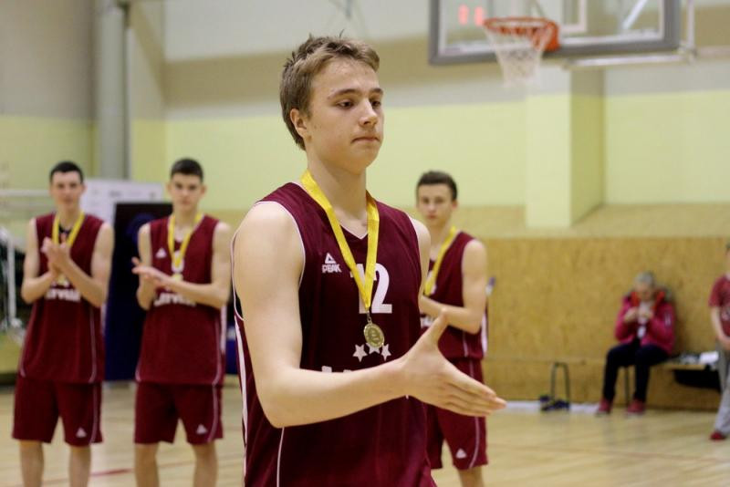 Strautiņam 30+9, Latvijas U16 izlase sagrauj Bosniju