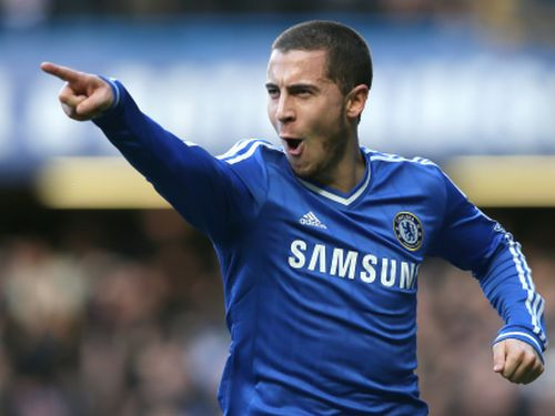 Azāram hattrick, "Chelsea" kļūst par Premjerlīgas līderi