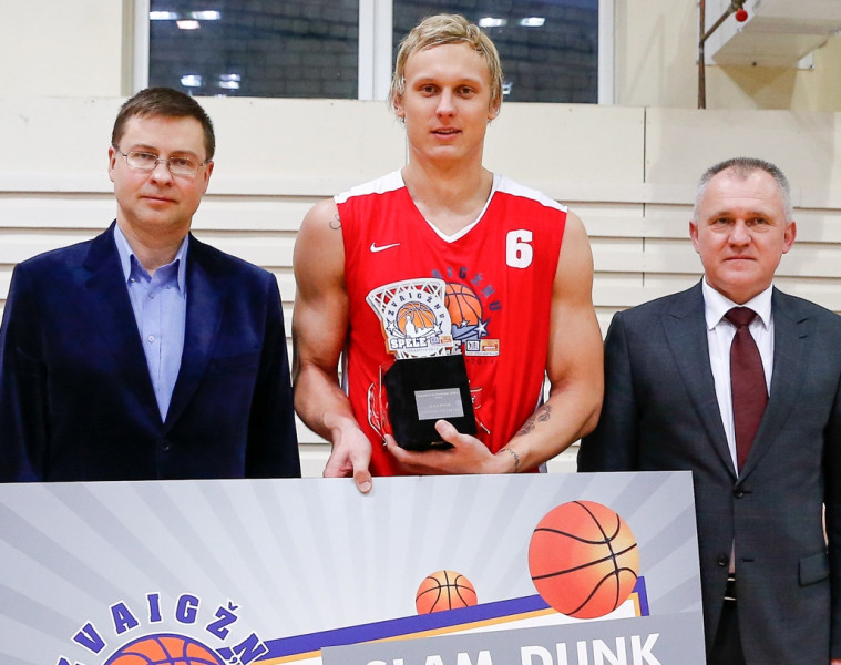 Aldaris LBL Zvaigzņu spēle: slam dunk konkursā uzvar Jānis Timma