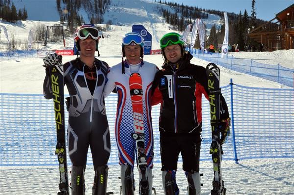 Latvijas kalnu slēpotājiem labi rezultāti slalomā Krievijā