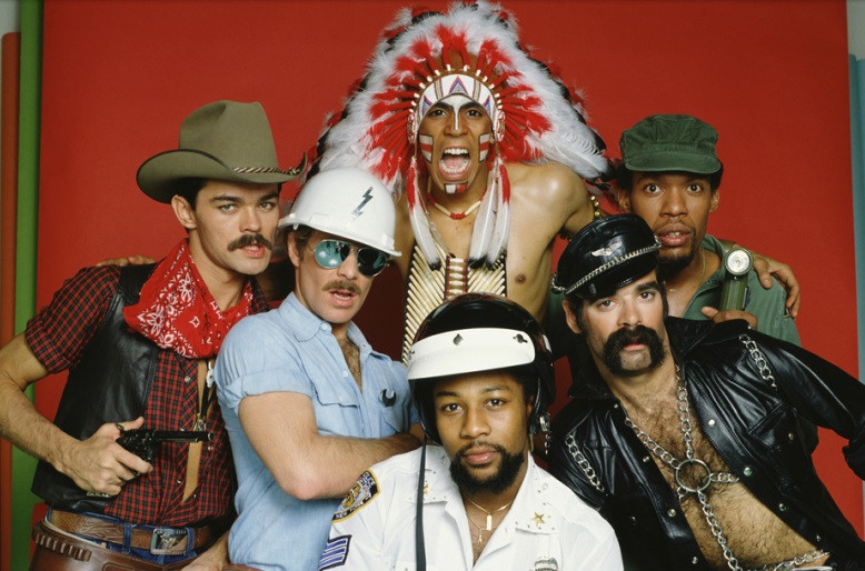 "Village People" aizliedz "Clippers" spēlēs atskaņot YMCA