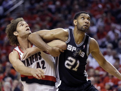 "Spurs" sērijā panāk 3-0, "Heat" piedzīvo pirmo zaudējumu